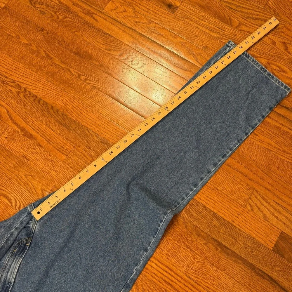 Levis tag says
